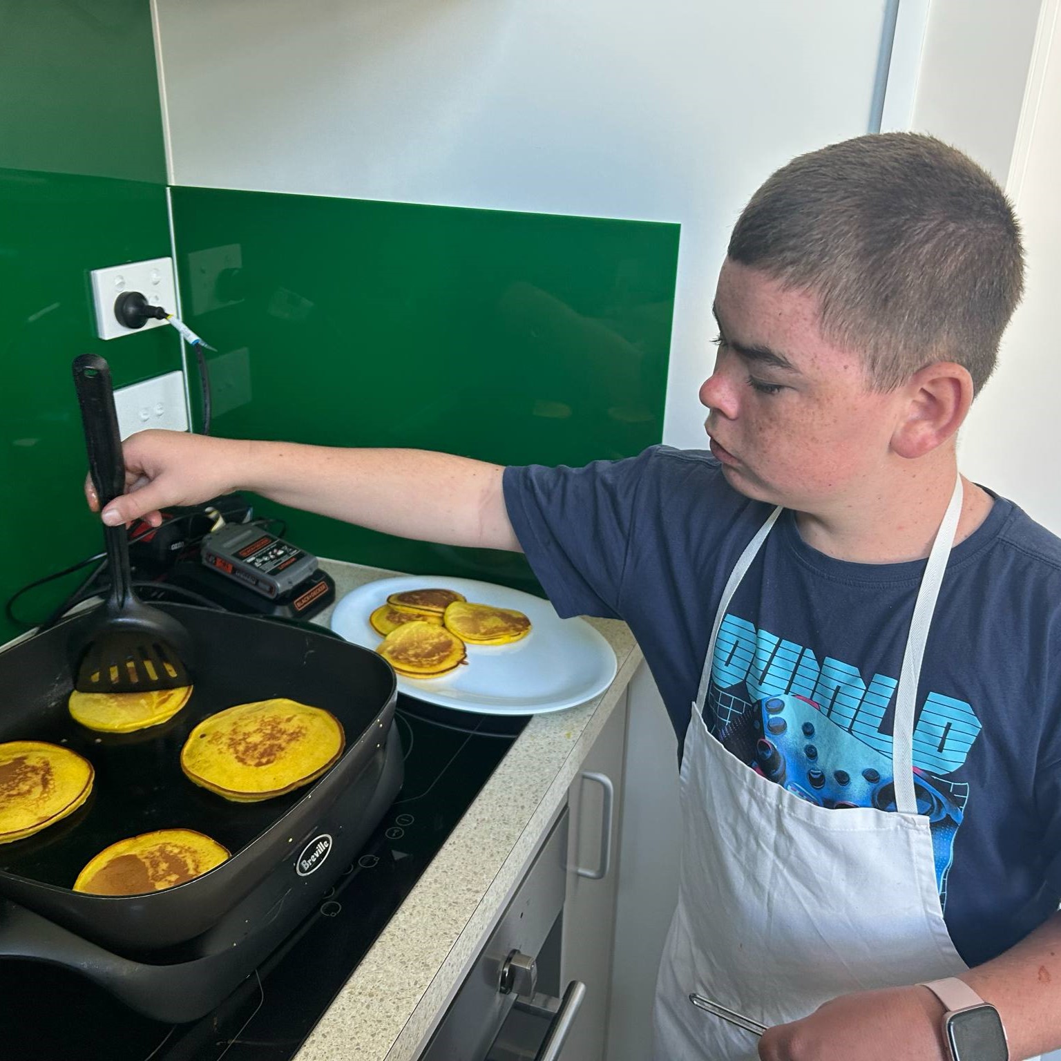 Nikora-cooking.JPG